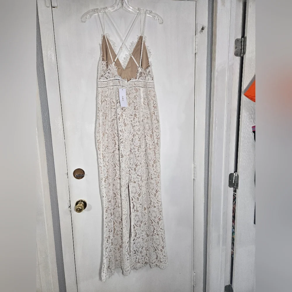 Aakaa Ivory Lace Jumpsuit Graduation/Brides - Picture 10 of 16